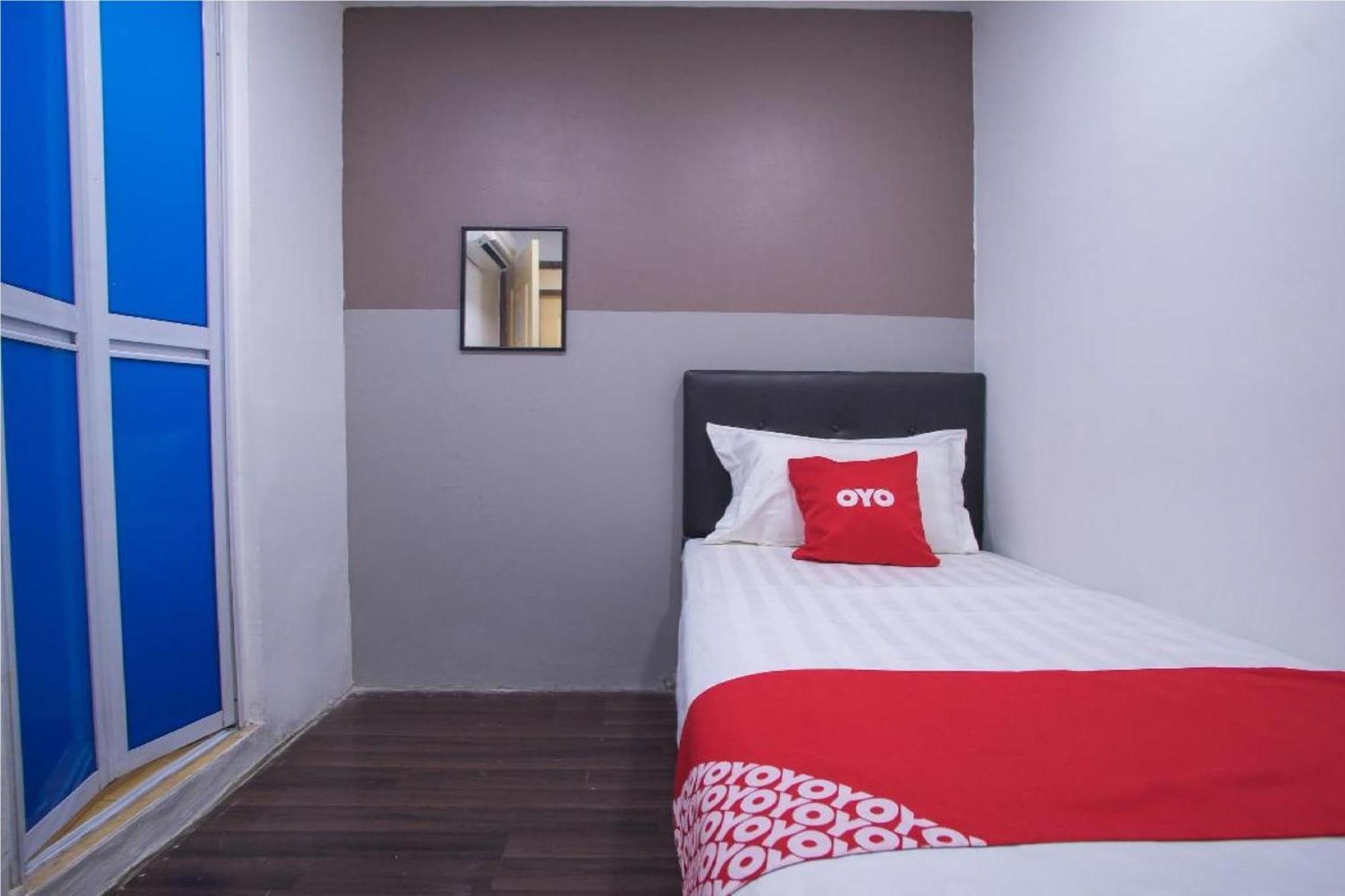 Oyo 90281 Hotel Taj Seksyen 13 Shah Alam Exteriér fotografie